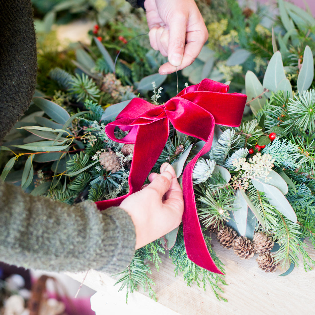 Christmas Wreaths and Kits - Fresh & Dried