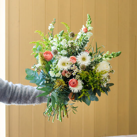 Peaches and Cream Bouquet